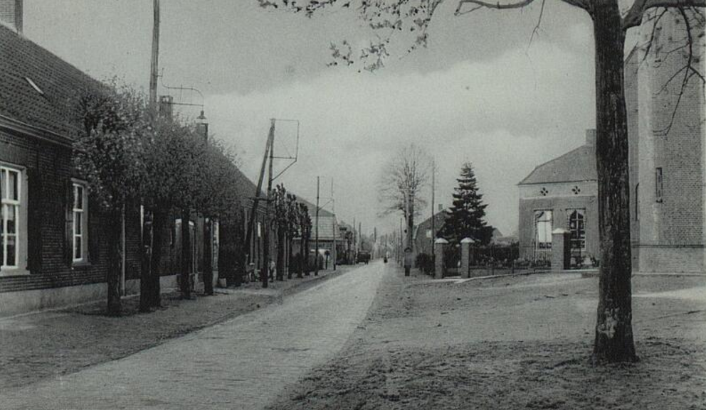 Dorpsstraat — Esch