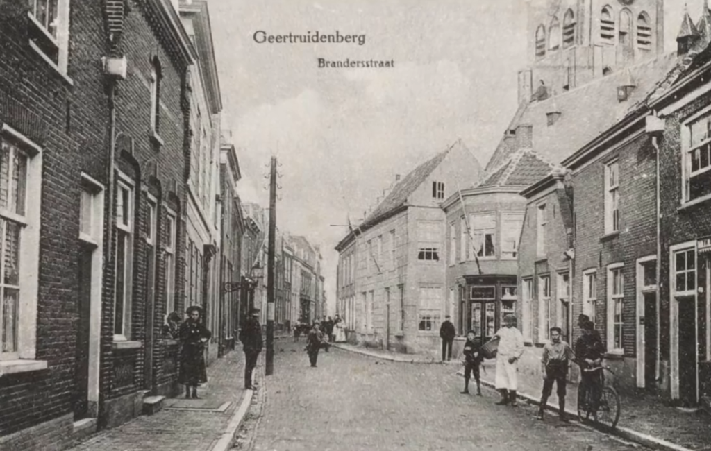 Brandestraat — Geertruidenberg