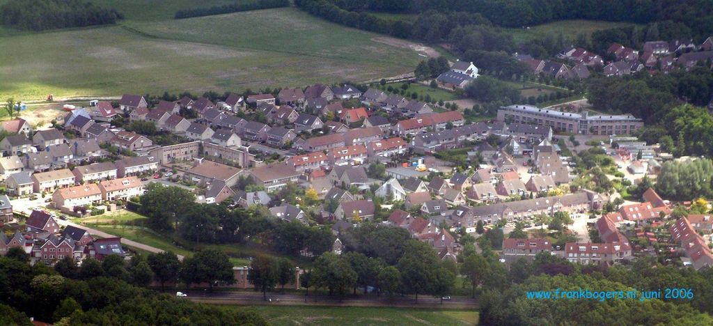 Luchtfoto Halsteren — Halsteren