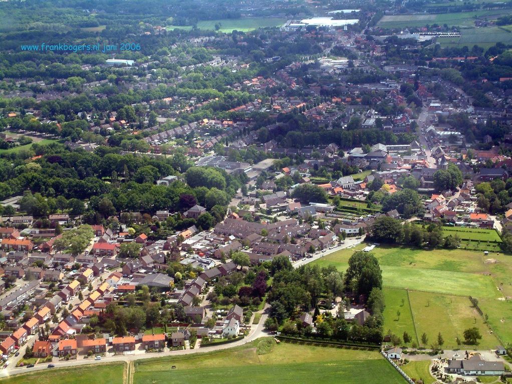 Luchtfoto Halsteren — Halsteren