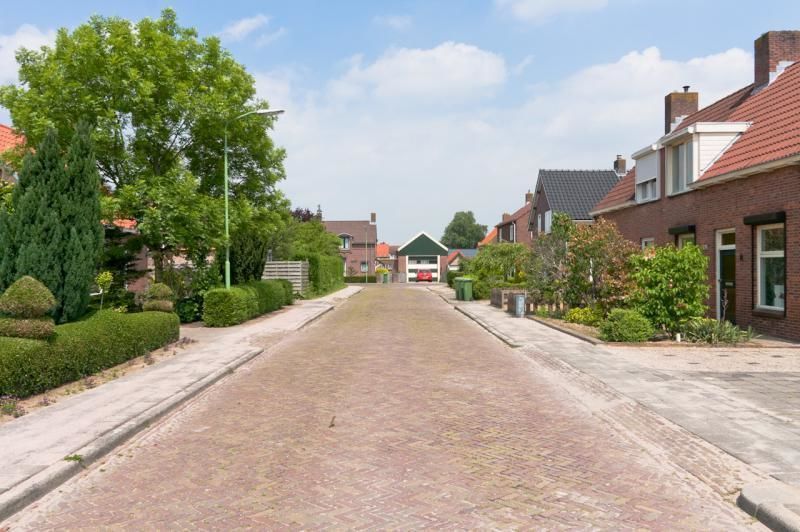 Prins Bernhardlaan — Nieuwendijk
