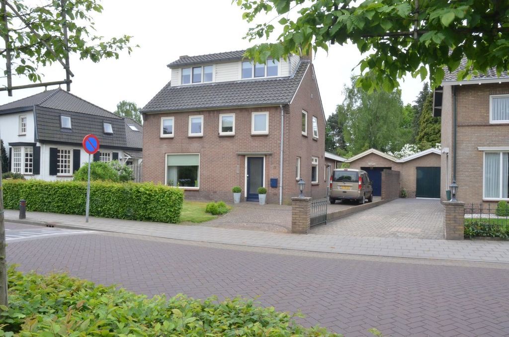 Hoogstraat — Nuland