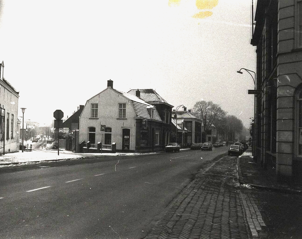 Prins Bernhardstraat — Raamsdonksveer