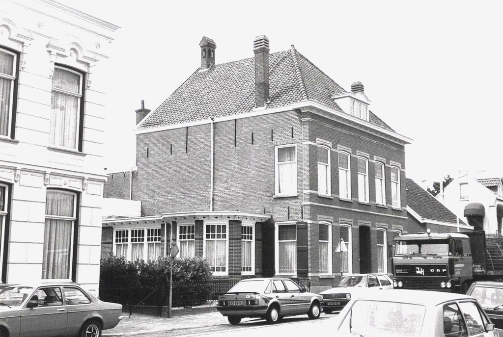 Prins Bernhardstraat — Raamsdonksveer