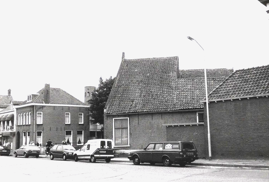 Schoolpad — Raamsdonksveer