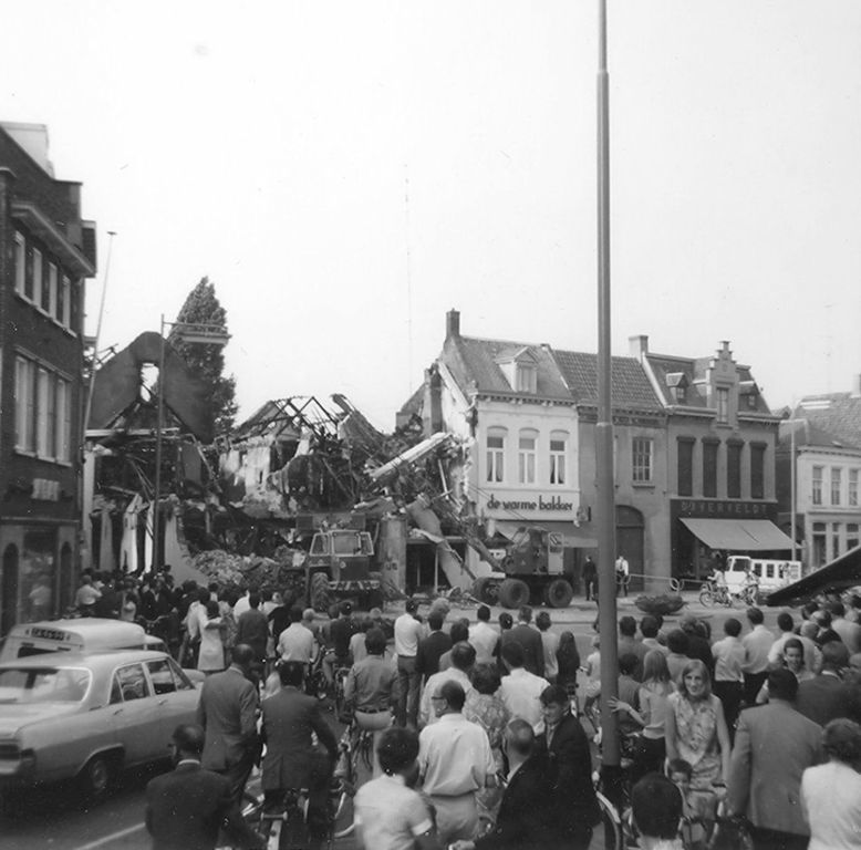 Bloemenmarkt — Roosendaal
