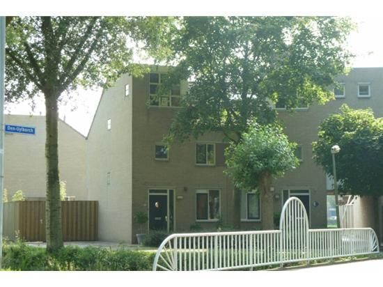 Den Uylborch — Rosmalen