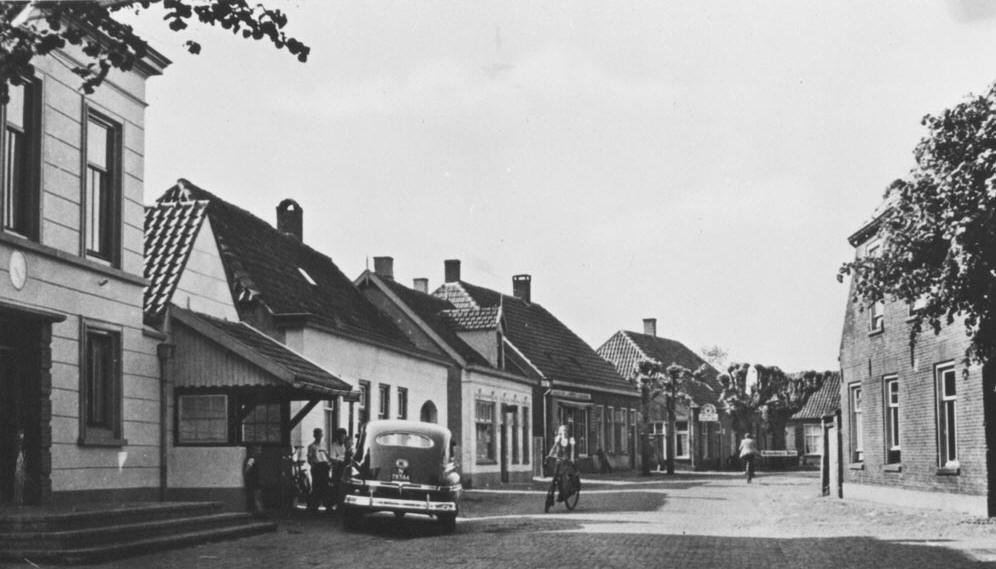 Dorpsstraat — Rosmalen