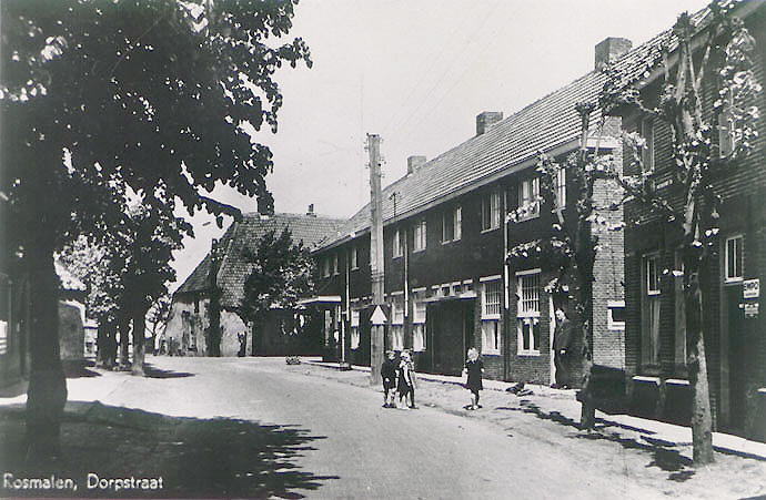Dorpsstraat — Rosmalen