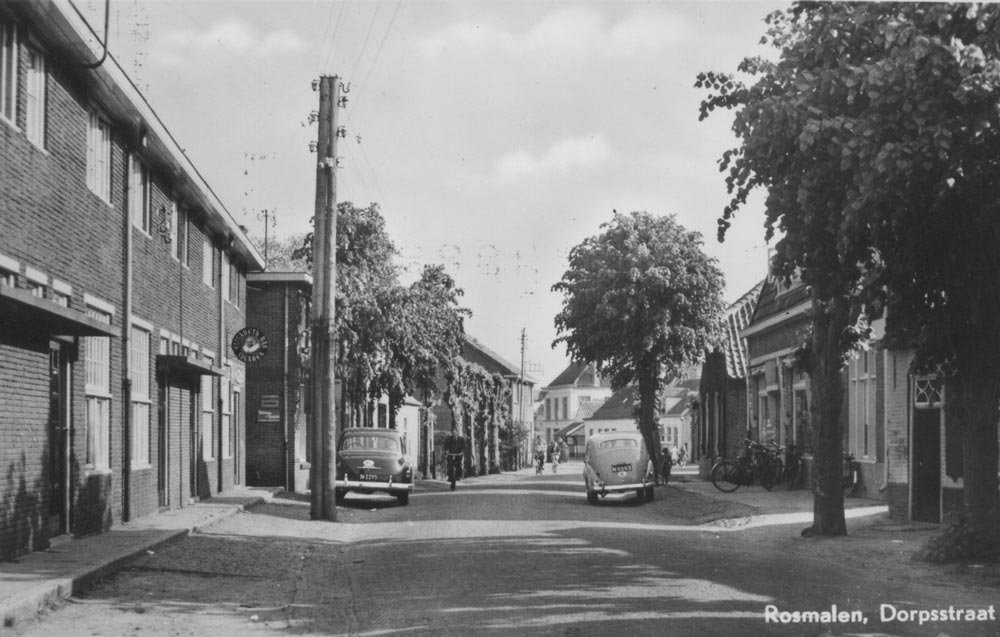 Dorpsstraat — Rosmalen