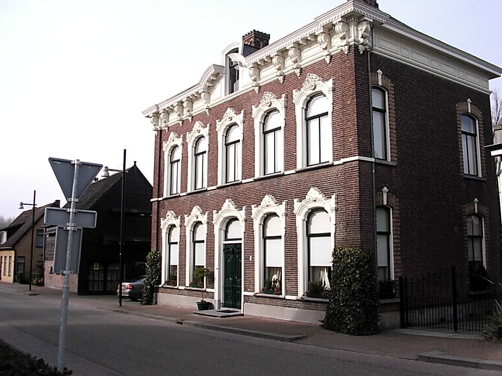 Hoofdstraat — Sprang-Capelle