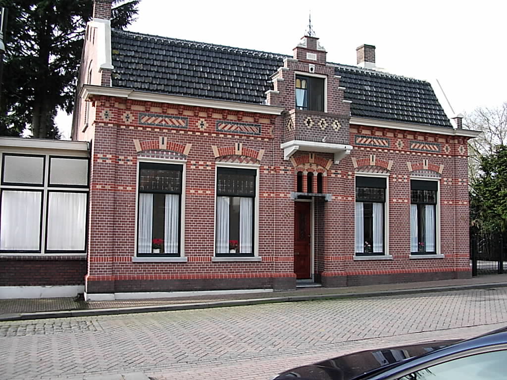 Schoolstraat — Sprang-Capelle