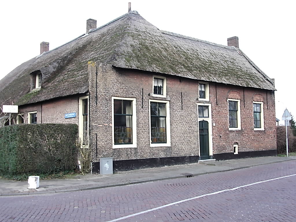 Kerkstraat — Sprang-Capelle