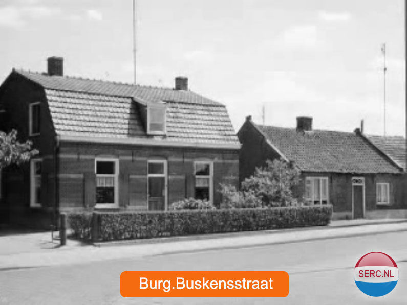 Burg. Buskensstraat — Uden