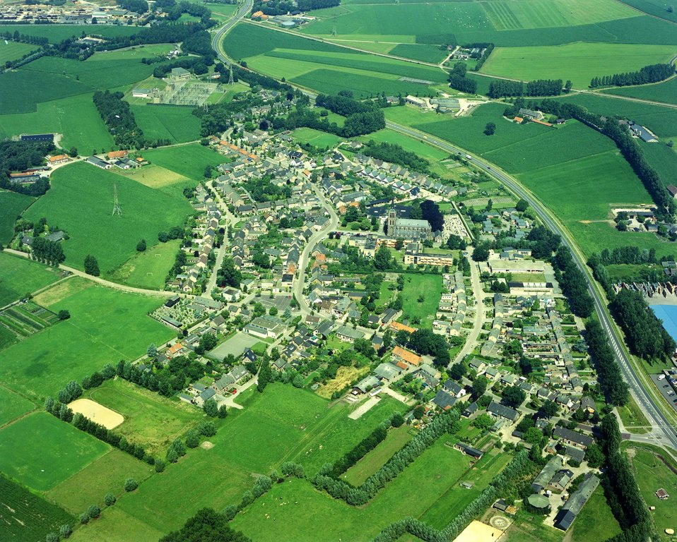 Luchtfoto — Veghel