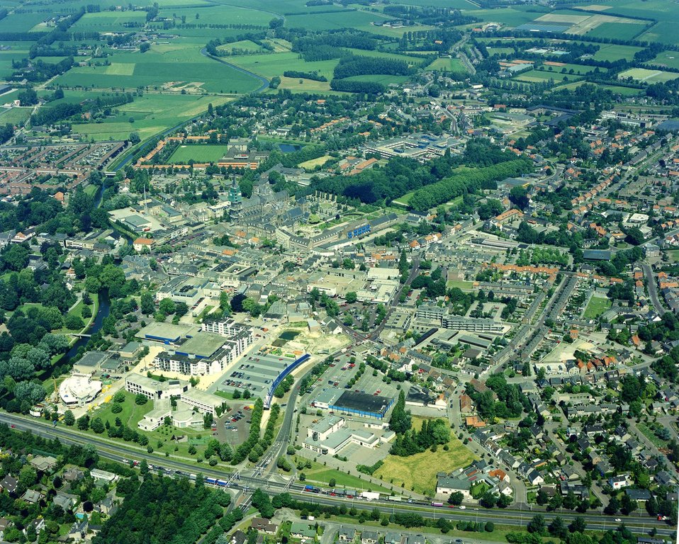 Luchtfoto — Veghel