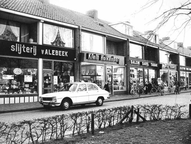 Burg, van Houtplein — Vlijmen