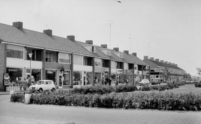 Burg, van Houtplein — Vlijmen