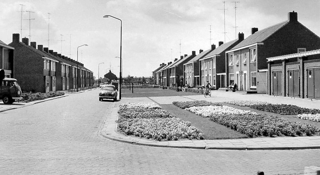 Jhr de la Courtstraat — Vlijmen-Vliedberg