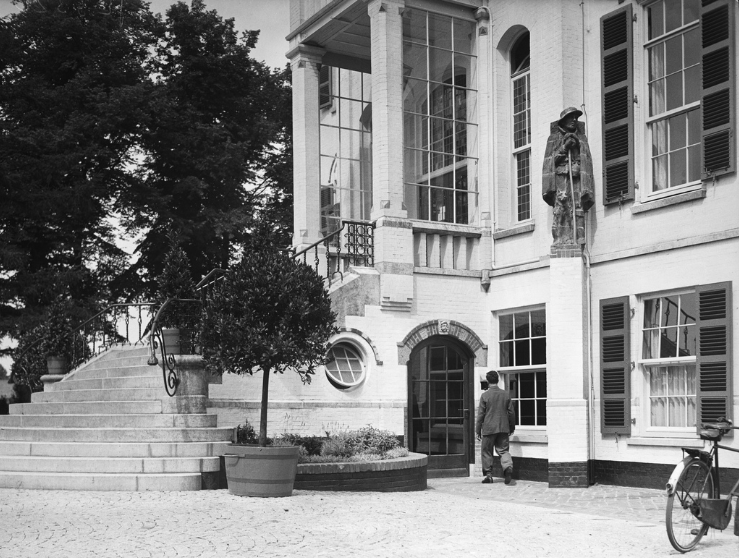 Raadhuis — Vught