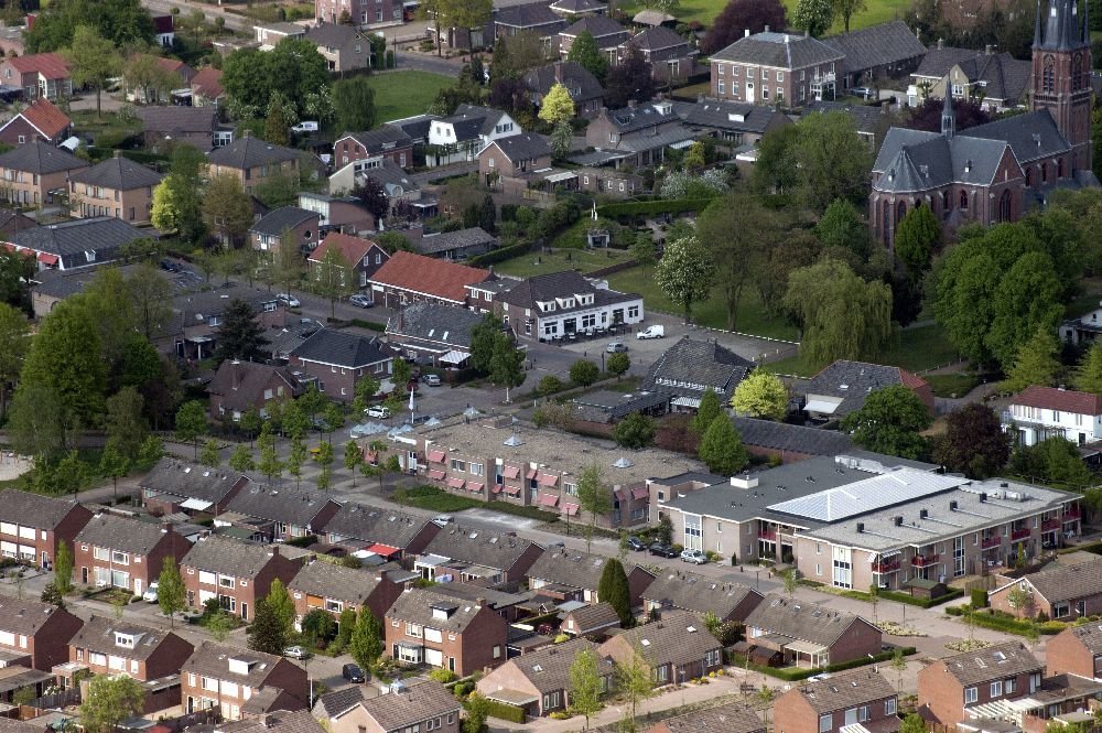 Luchtfoto's — Wanroij