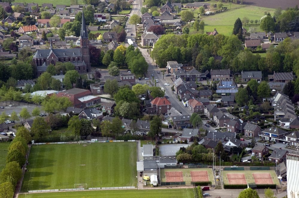 Luchtfoto's — Wanroij