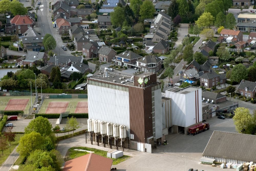 Luchtfoto's — Wanroij