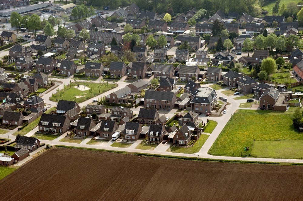 Luchtfoto's — Wanroij