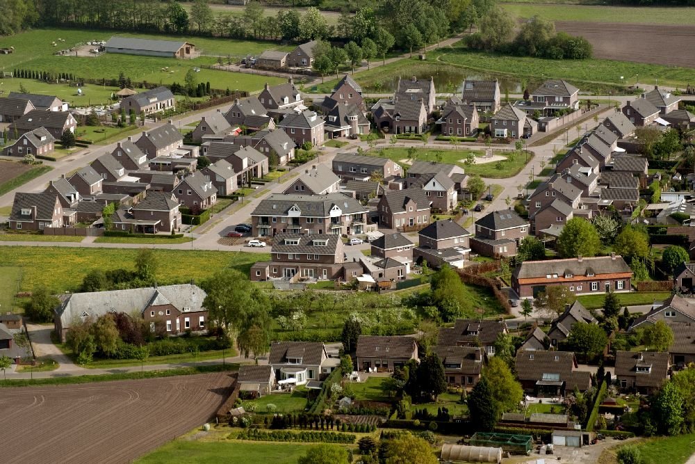 Luchtfoto's — Wanroij