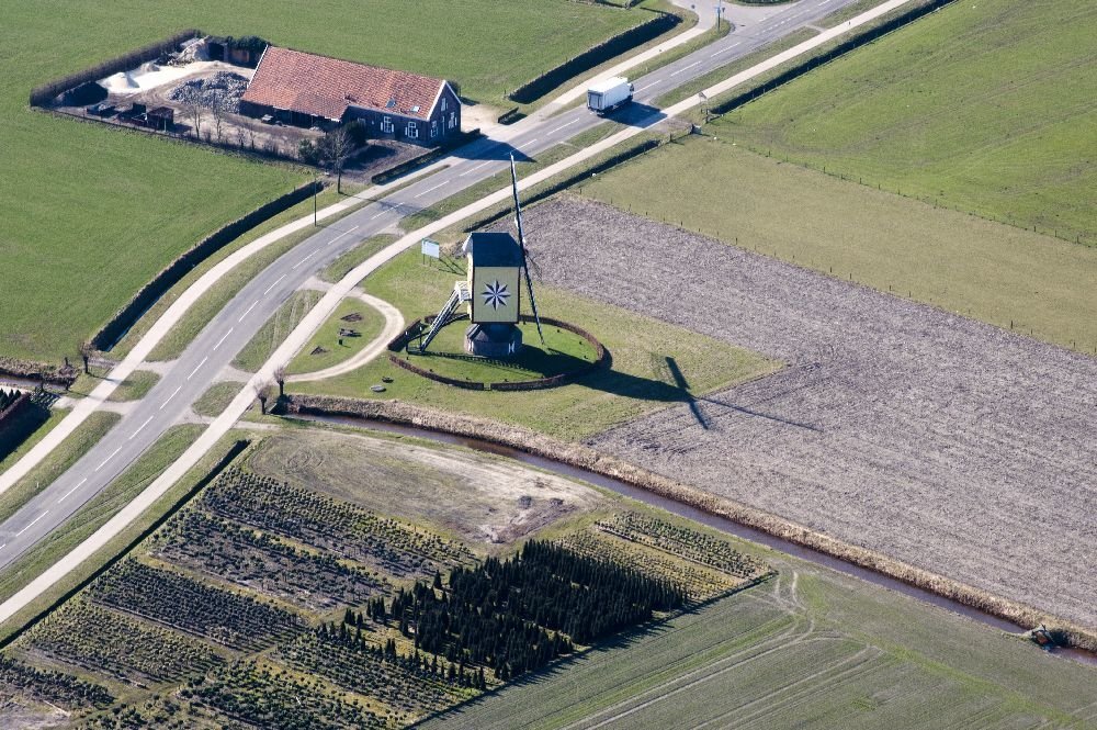 Luchtfoto's — Wanroij