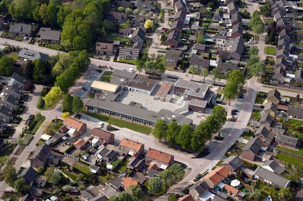 Luchtfoto's — Wanroij