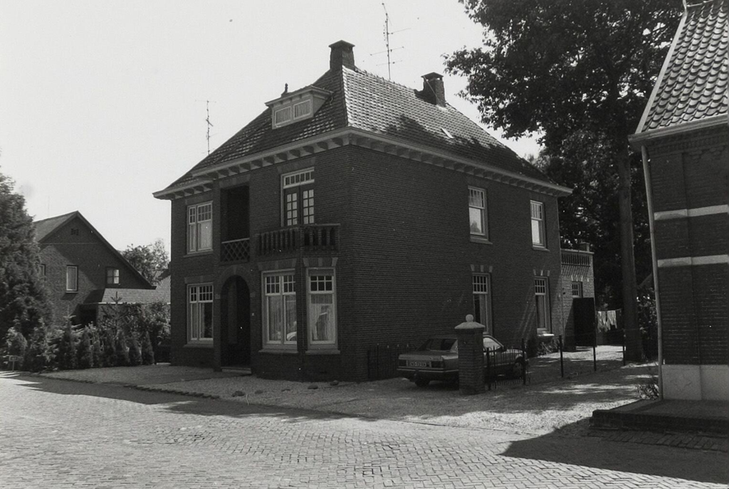 Dorpsstraat — Wanroij