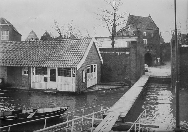 Buiten de Waterpoort — Woudrichem