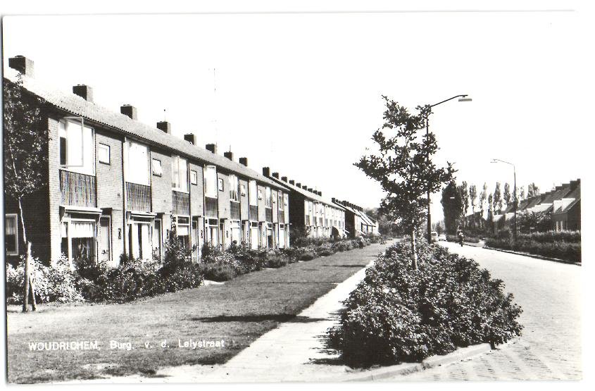 Burg.v.d. Lelystraat — Woudrichem