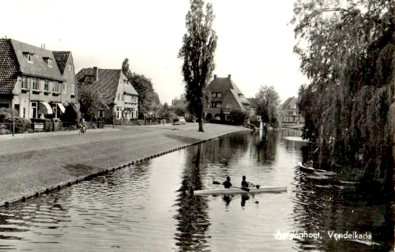 Vondelkade — Aerdenhout