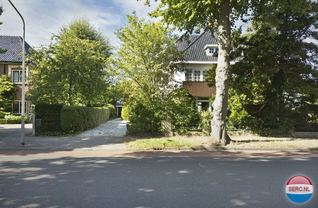 Zonnebloemlaan — Aerdenhout