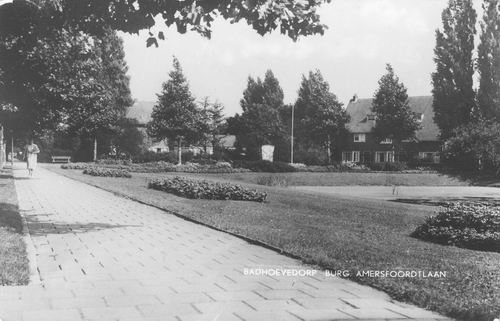 Burgemeester Amersfoordtlaan — Badhoevedorp