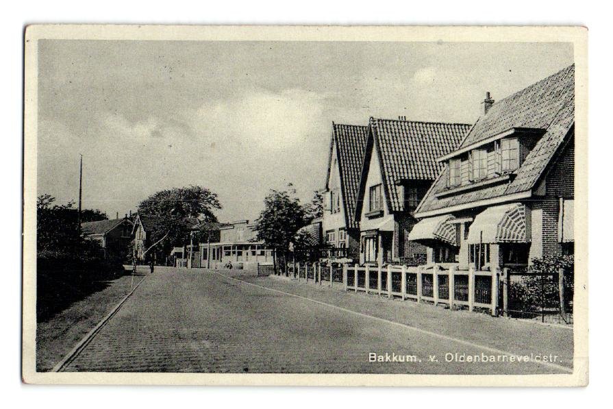 Van Oldenbarneveldstraat — Bakkum
