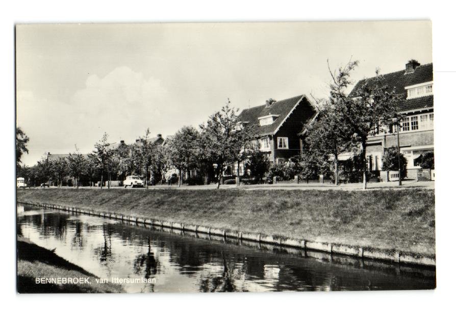 Van Ittersumlaan — Bennebroek