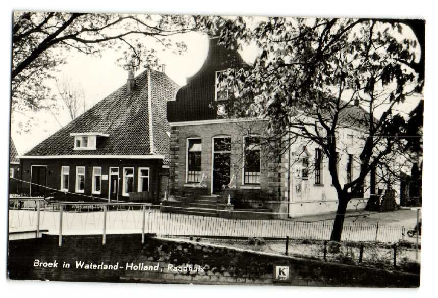Gemeentehuis — Broek in Waterland