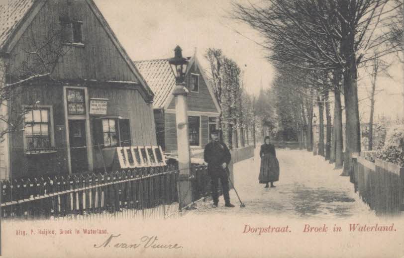 Dorpsstraat — Broek in Waterland