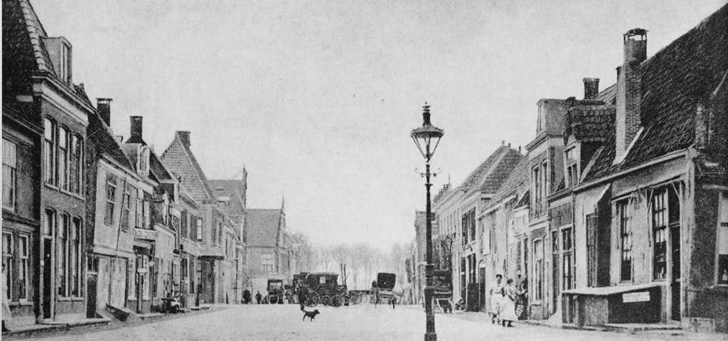 Breed — Hoorn