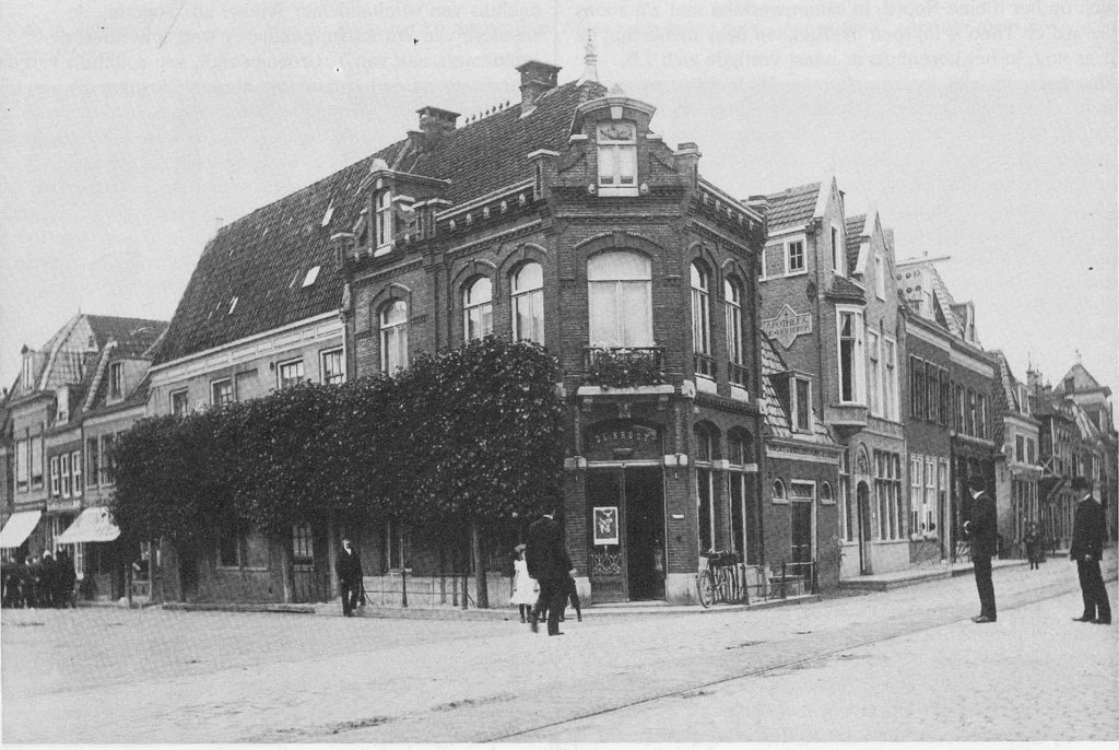 Breed — Hoorn