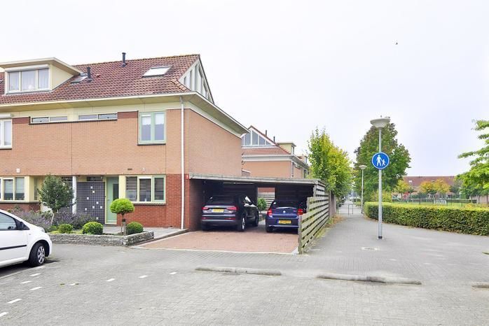 Beethovenlaan — Nieuw-Vennep