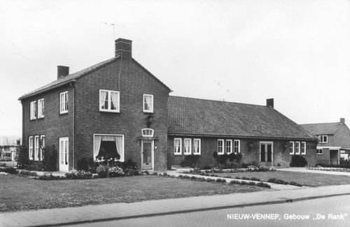 Eugenie Previnaireweg — Nieuw-Vennep