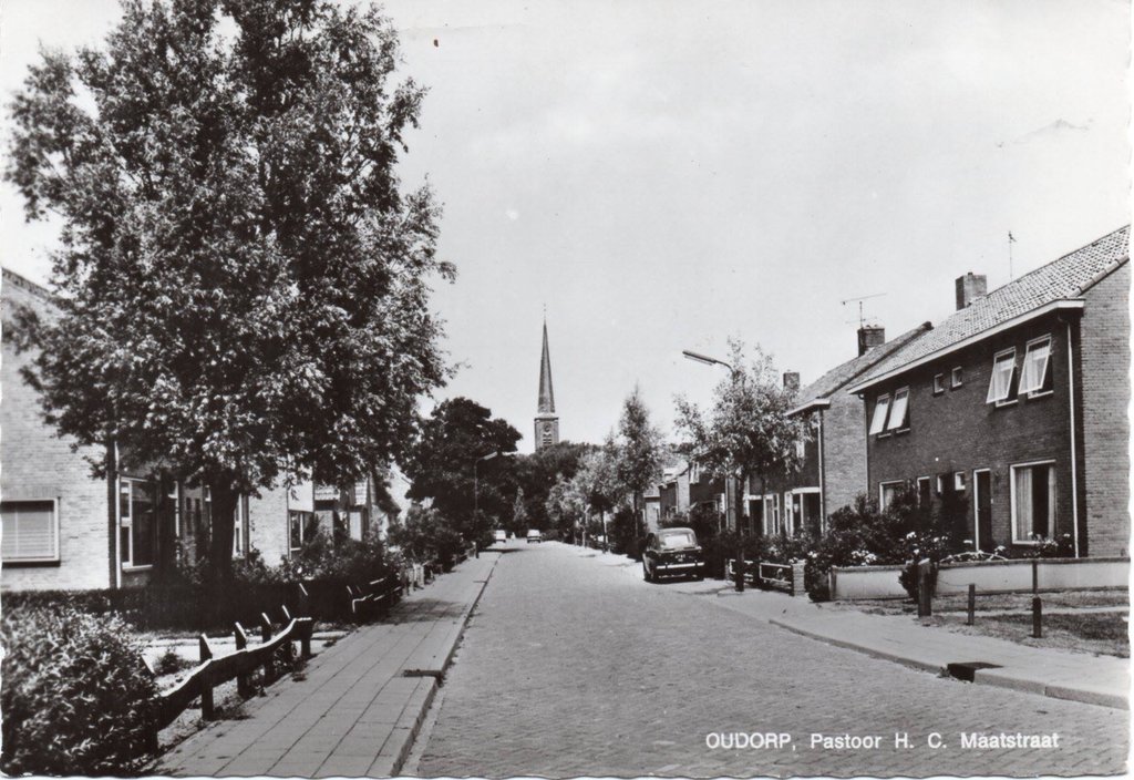 Pastoor Maatstraat — Oudorp