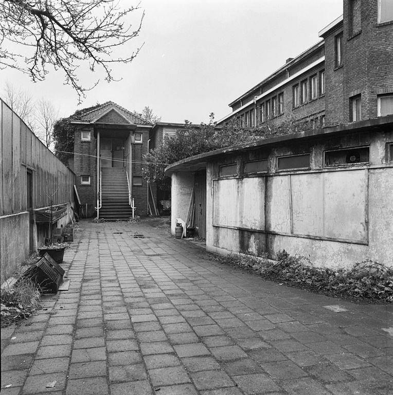 Adriaan Stoopplein — Overveen