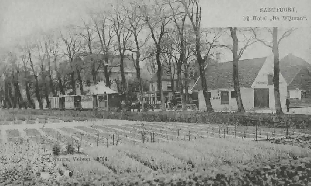 Dorpsstraat — Santpoort