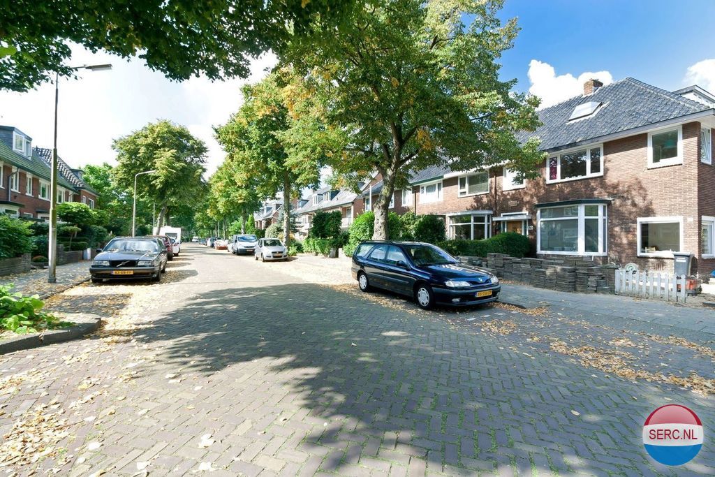 J.T. Cremerlaan — Santpoort Noord