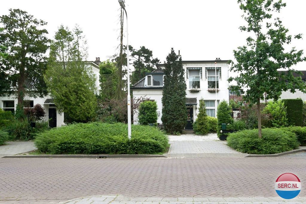Bloemendaalsestraatweg — Santpoort Zuid